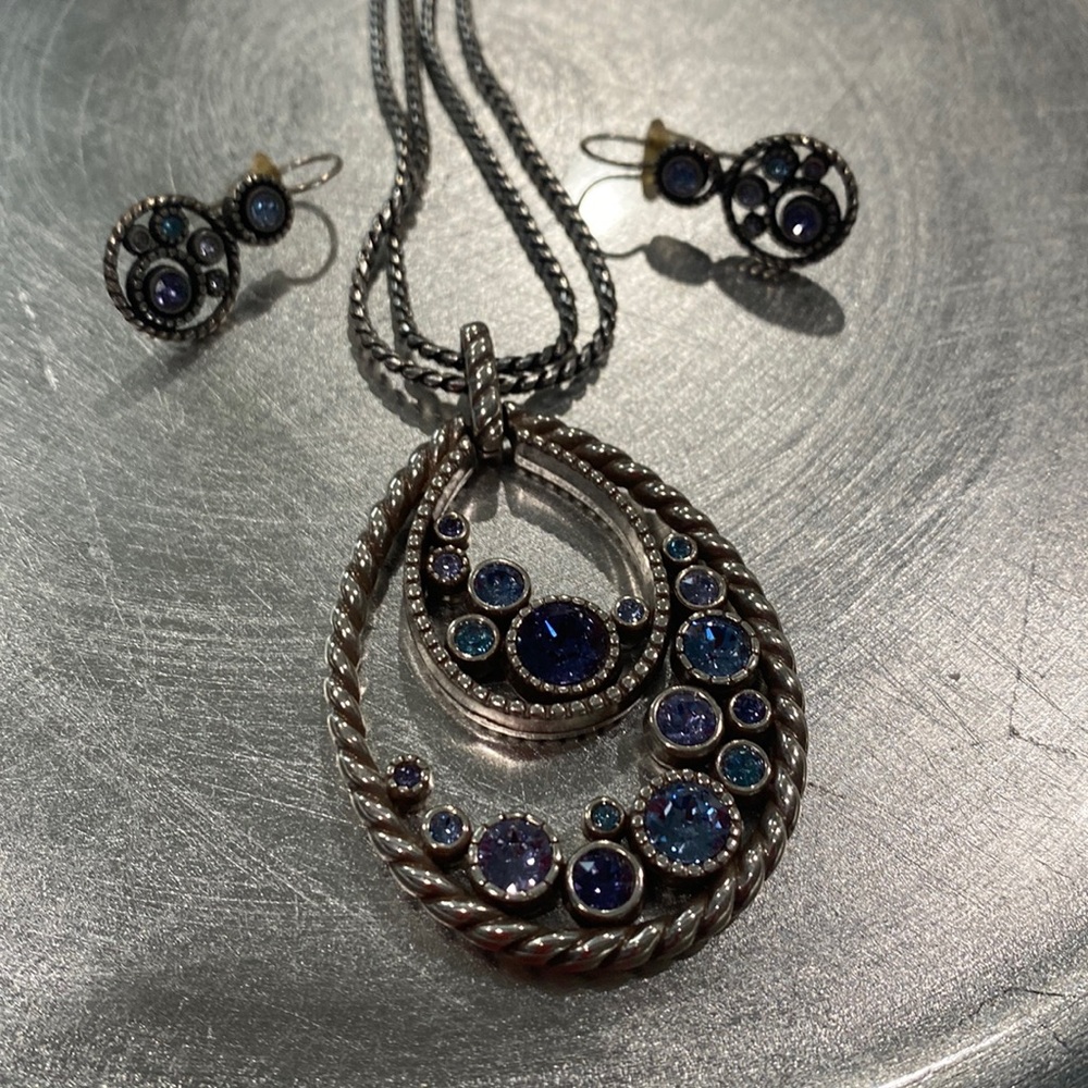 Gorgeous Brighton Jewelry set (Necklace & Earrings)